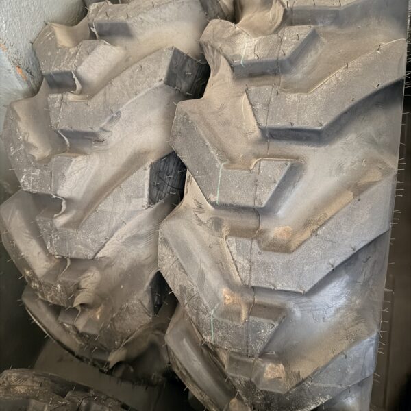 Opona PRZEMYSŁOWA 340/80-18 (12.5/80-18) BKT AT-603 12 PR